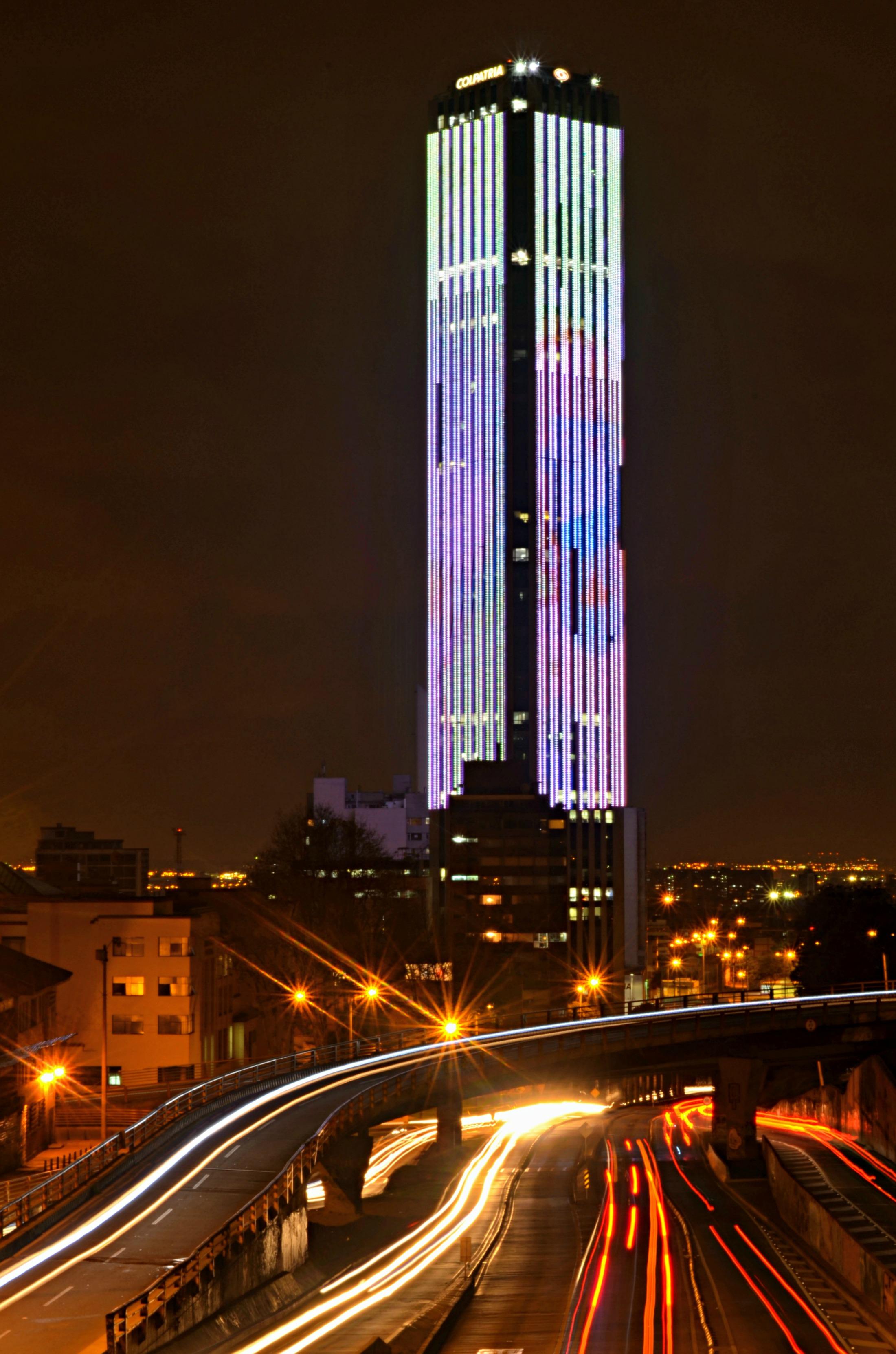 Sube Al Mirador De La Torre Colpatria Bogota Abierta